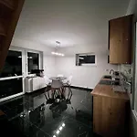 Zanik Cozy Haven Apartment