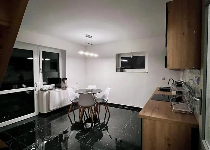 Zanik Cozy Haven Apartment